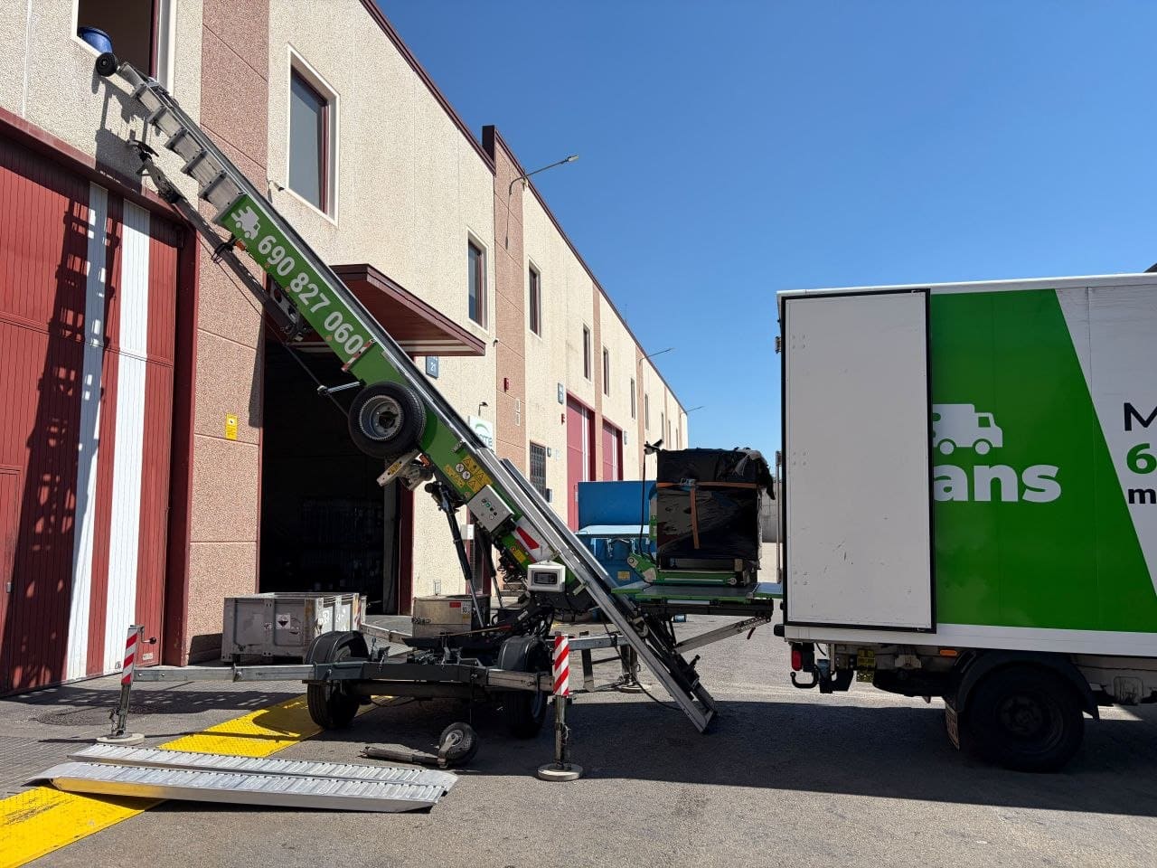 traslado maquinaria industrial en Abrera