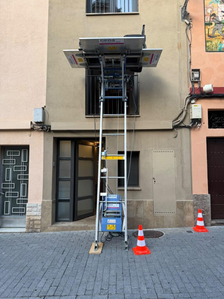 mudanza con montamuebles en igualada