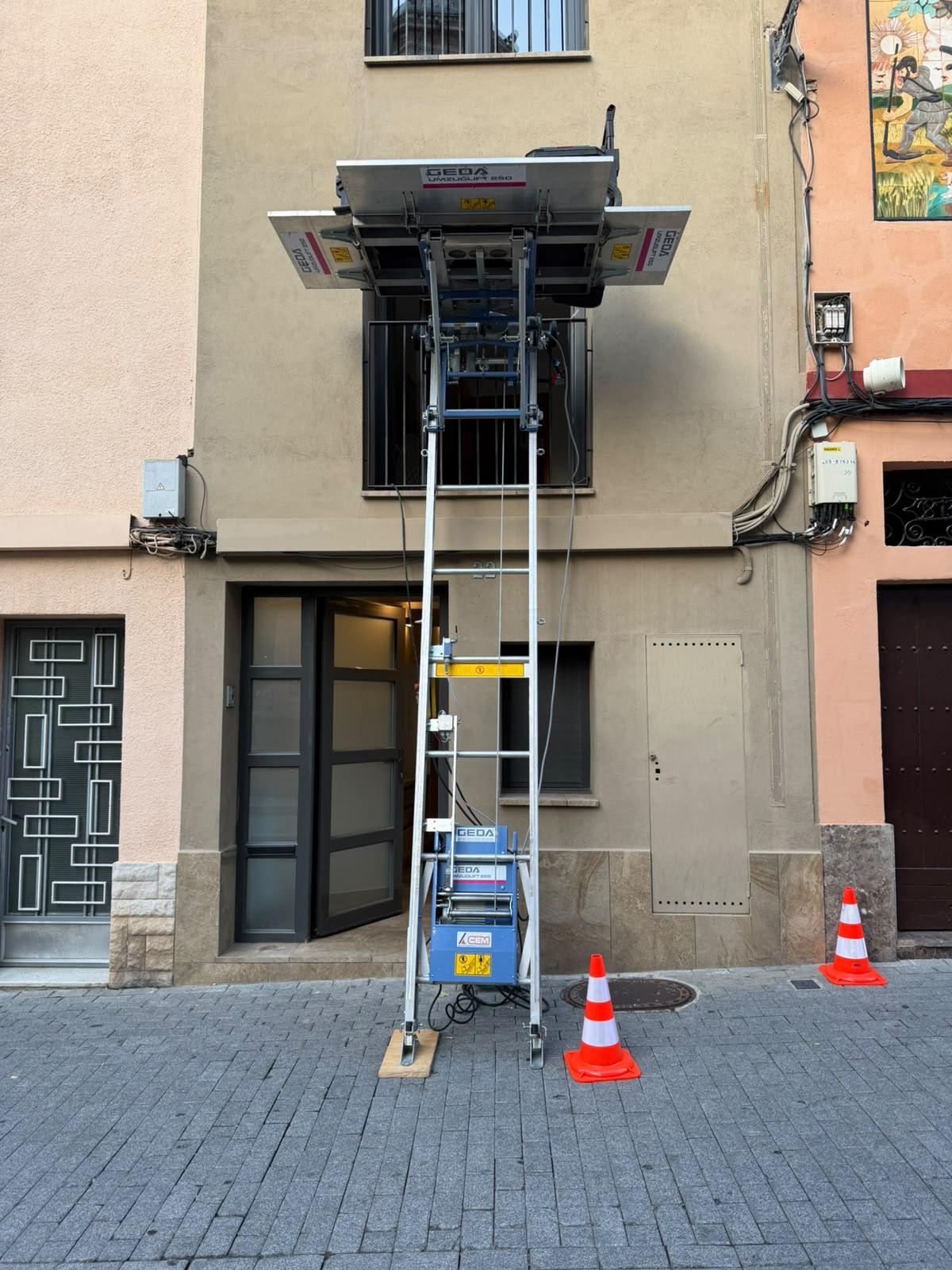 mudanza con montamuebles en igualada