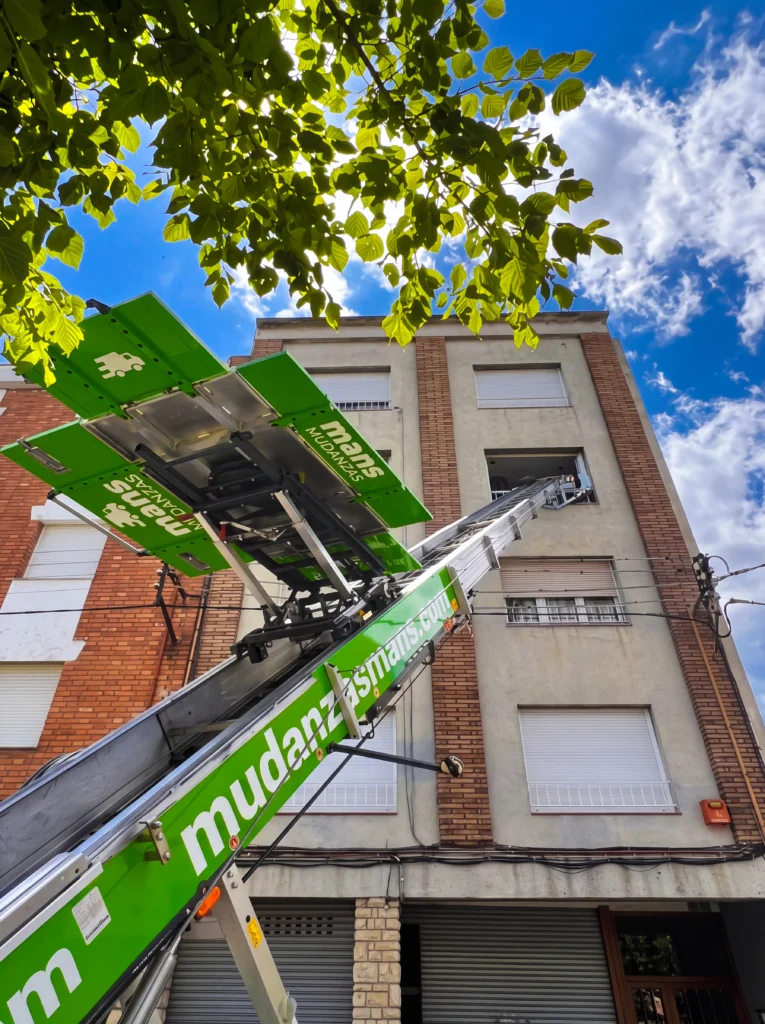 mudanzas sin ascensor en Manresa